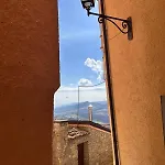 Vicolo Della Luna 別荘 *